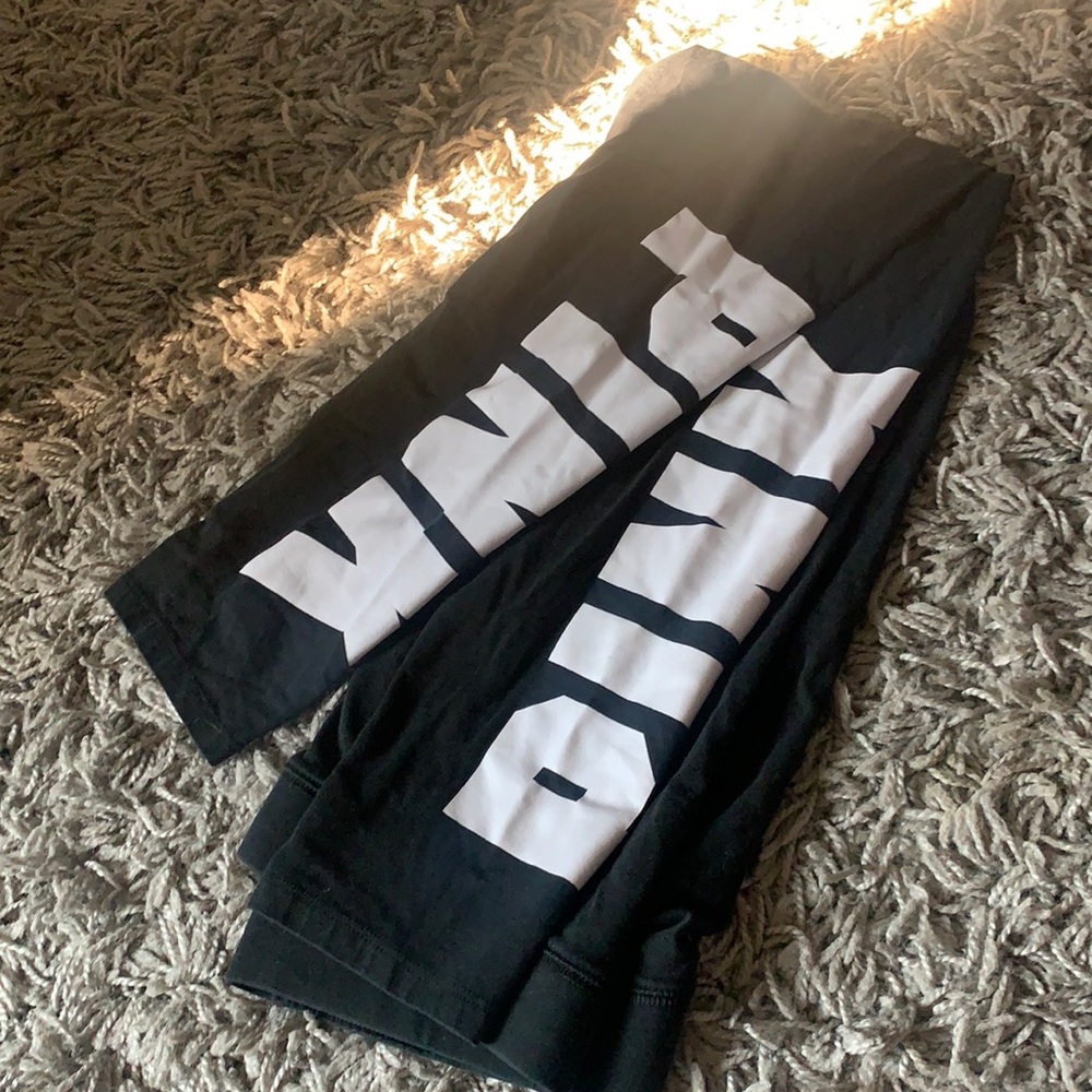 Pink leggings Sz medium